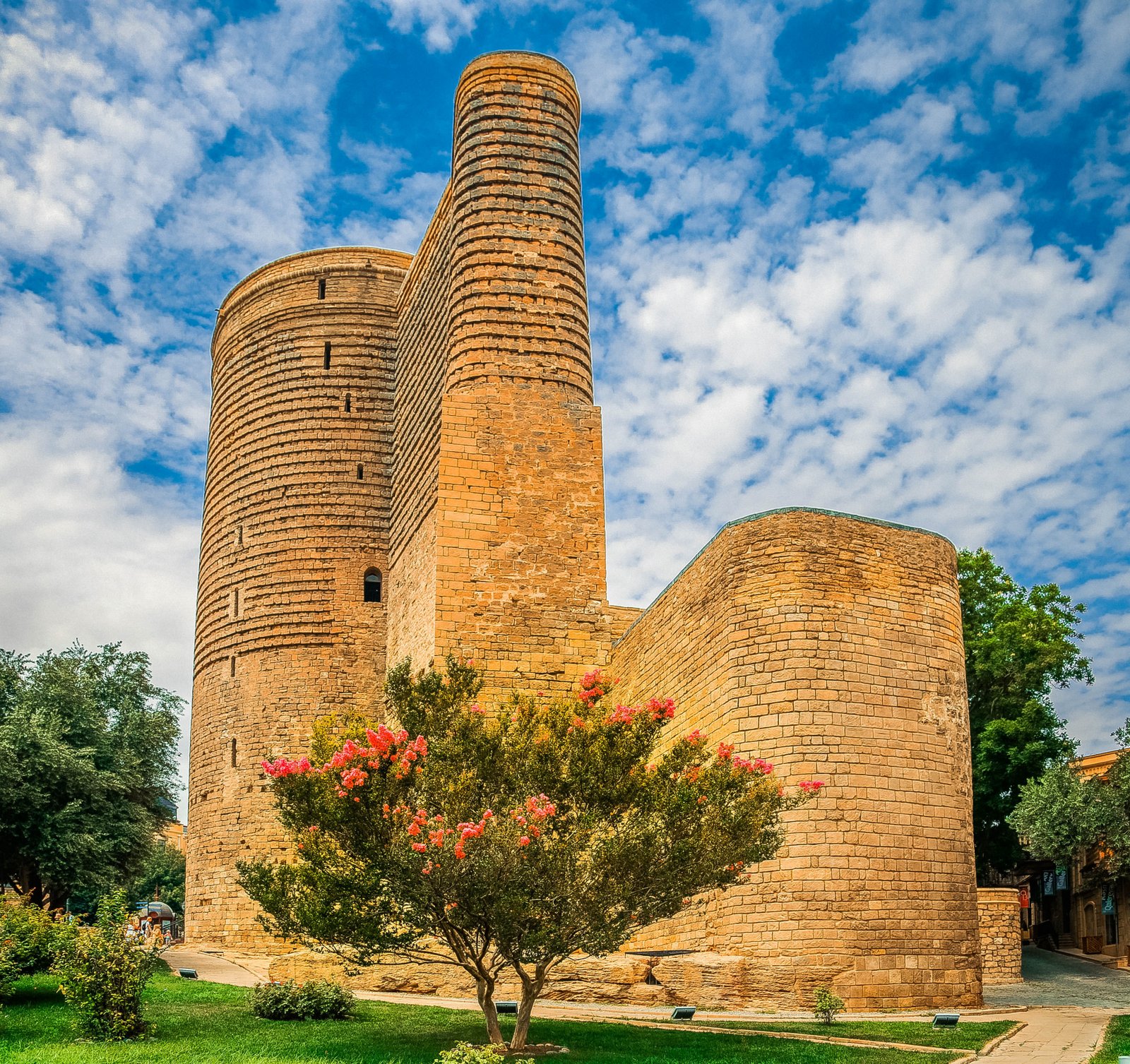 Der Jungfrauenturm in Baku