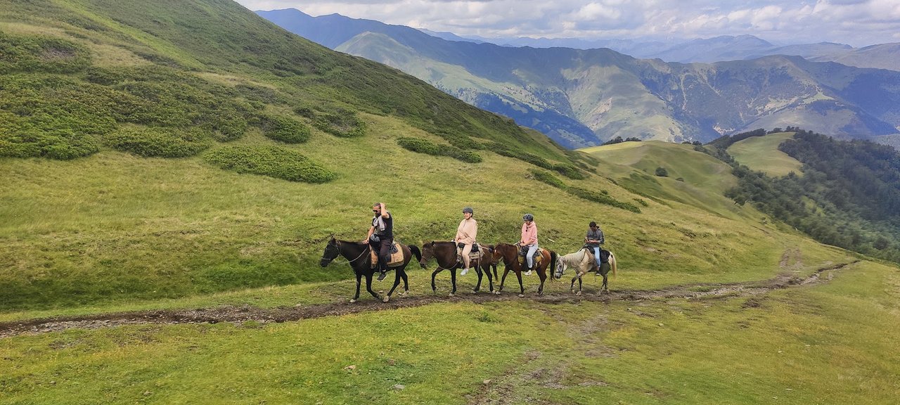 Tuschetien zu Pferd erleben